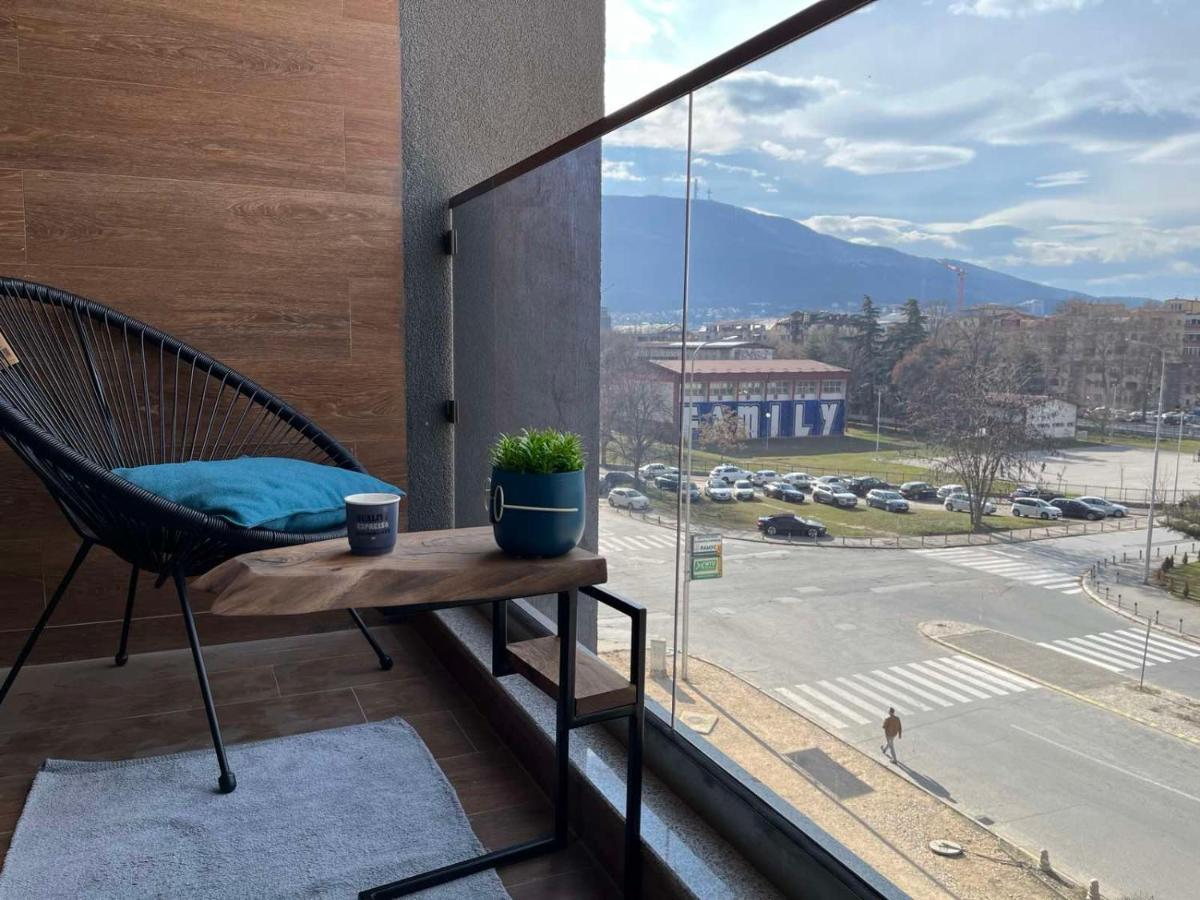 Porta Leks Apartment, Self Check-In, Own Parking Skopje Buitenkant foto