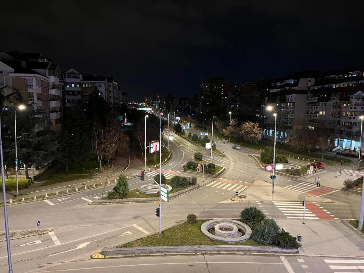 Porta Leks Apartment, Self Check-In, Own Parking Skopje Buitenkant foto