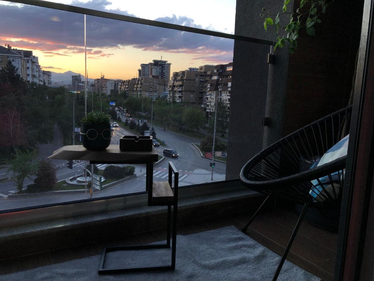 Porta Leks Apartment, Self Check-In, Own Parking Skopje Buitenkant foto