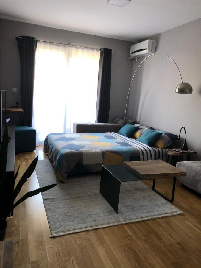 Porta Leks Apartment, Self Check-In, Own Parking Skopje Buitenkant foto